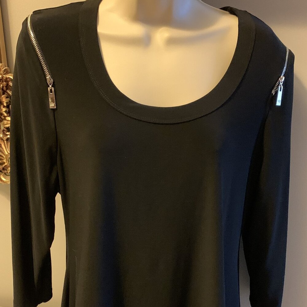 Black Zippered Shoulder Top by Chaus
